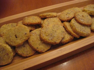 Peppery Parmesan Pecan Crackers