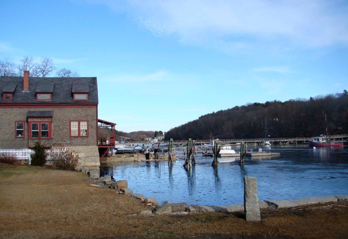 location of Alpheus Hyatt's Seaside Laboratory in Annisquam
