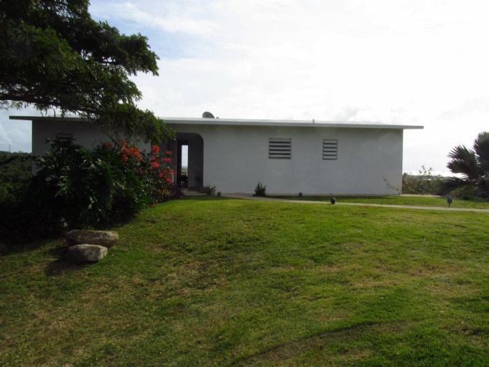Mockingbird Hill Vieques