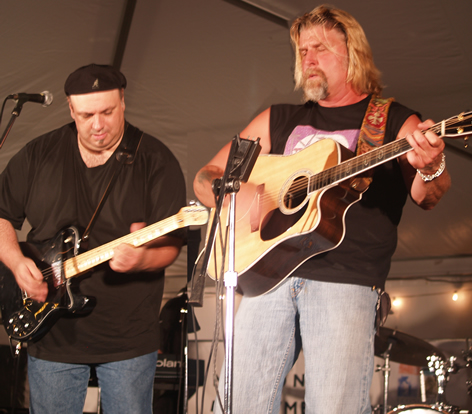 Allen Estes (R) and Sal Baglio