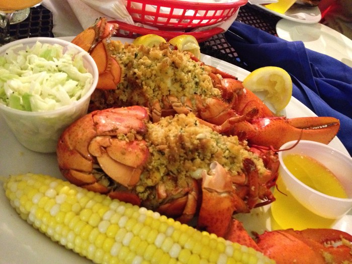 lobster, captain joes and sons, seaport grille