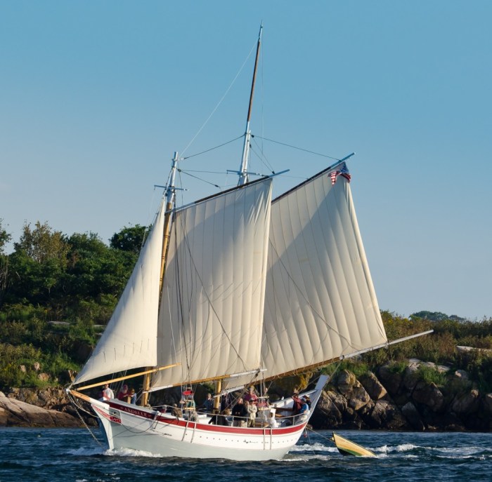 Ardelle Gloucester-arrival-by-Steve-Borichevsky-24-August-2011-0021-1024x1006