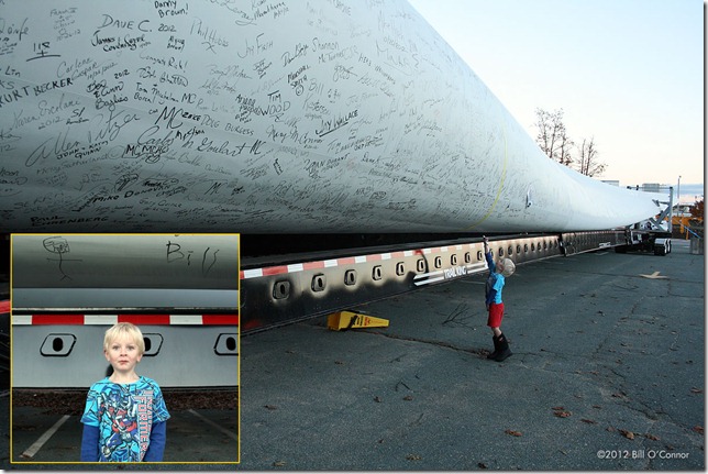 Signing_the_Gloucester_Windmill