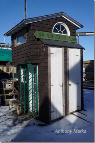 Low Tide Yacht Club Rocky Neck