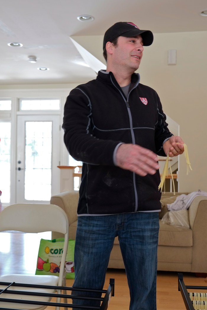 Barry Mohan Sista Felicia making pasta © Kim Smith 2013