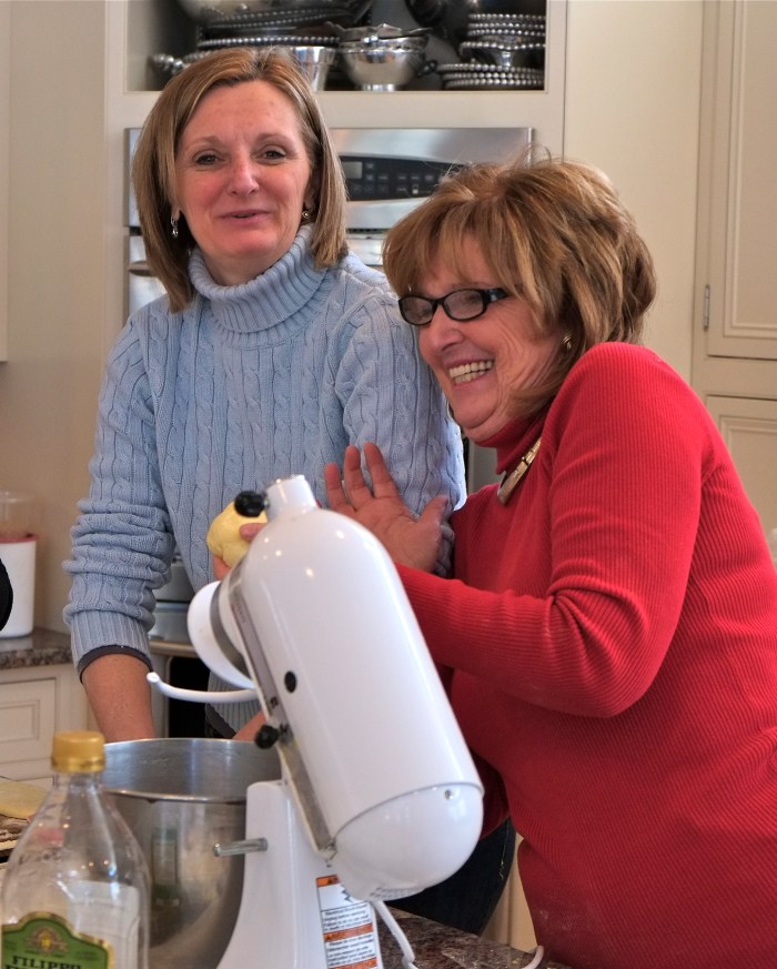 Pat Ciaramitaro Sista Felicia making pasta © Kim Smith 2013