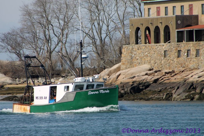 April 9, 2013 The Donna Marie going down the Annisquam