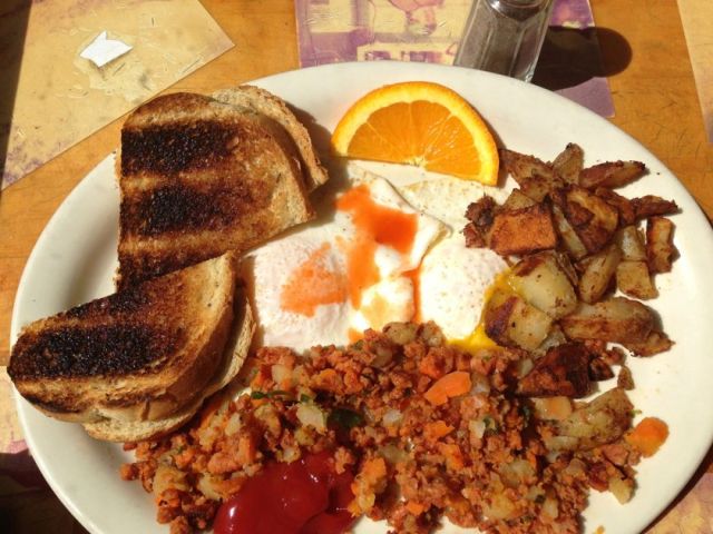 Linguiça Hash at Sailor Stan's