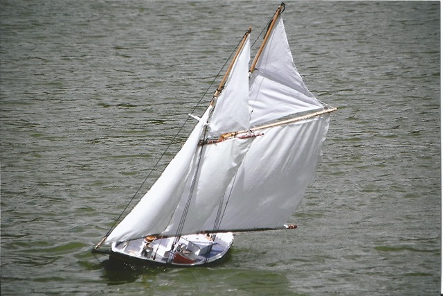 Austin Adams full sail