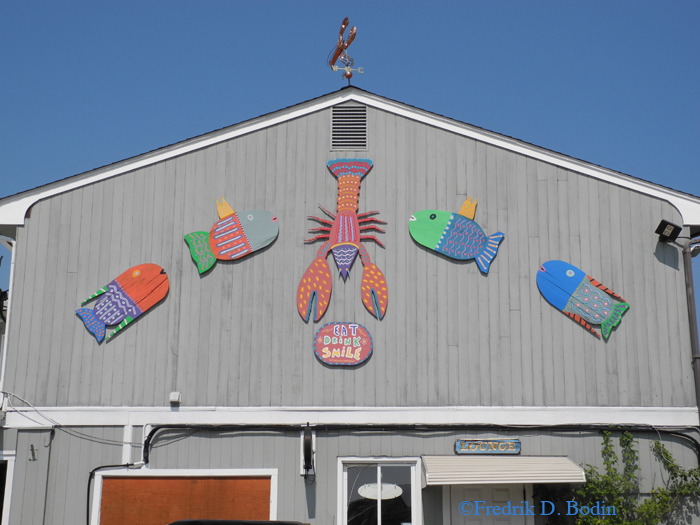While waiting for the limo, I noticed the very interesting exterior of the building.