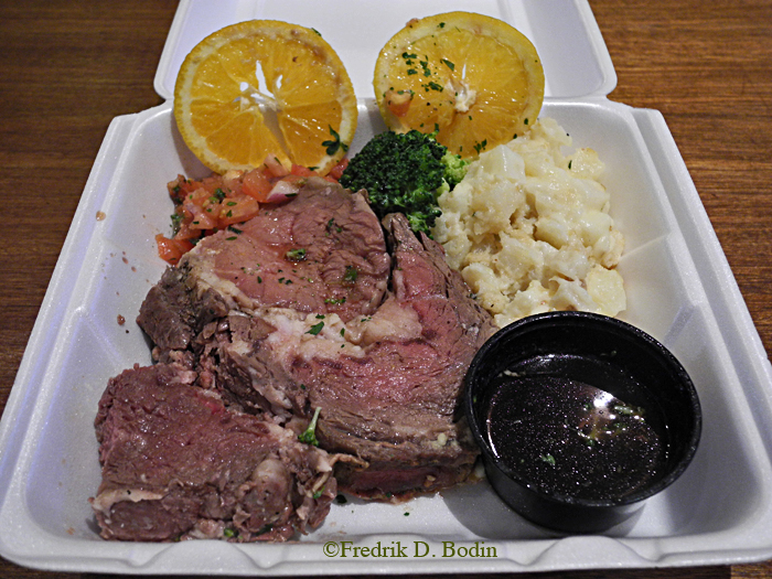 I'm a see food eater. I see it and eat it. I'm also a big guy. These are my leftovers after dining at the Seaport Grille. Every Monday features $12.95 Prime Rib with two sides. It weighs in at 14 to 16 ounces. And man, it is mighty tasty! Add to that the excellent bar service from Kaela Riley (Gloucester), and conversation with long time MAC tennis coach Avis Murray and her friend Margellen Callahan, both also from 01930. Two dinners from this, and didn't kill it all. 