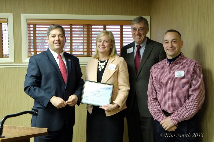 Betsy Wall Bruce Tarr Webber ŠKim Smith 2013