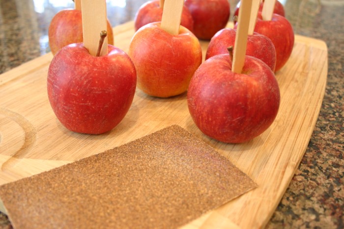 PB&J Caramel Apples 027