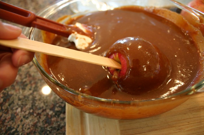 PB&J Caramel Apples 036