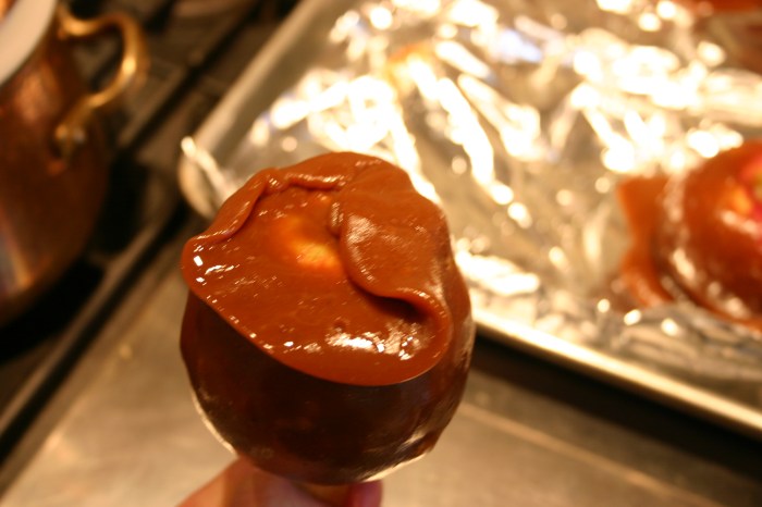 PB&J Caramel Apples 055