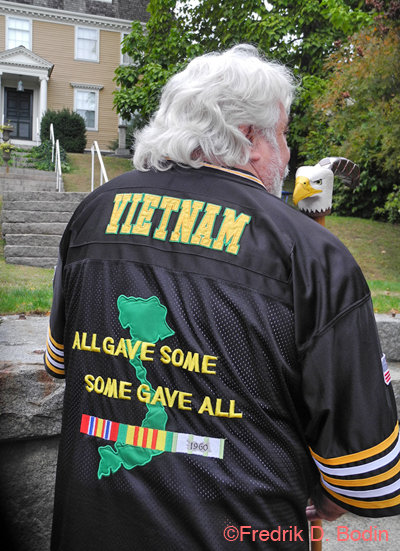 Duane served in the US Army in '69 and '70. He was a Tank Commander in the 25th Infantry, Driving 112APC tanks on the Cambodian Border (Base Camp Cuchi). Two Purple Hearts and still carrying shrapnel. Today, Duane needs his cane, and with Sandy sells home grown plants, cut flowers, at the Detroit Eastern Market, which is 150+ years old. They agree that Detroit is not doing well. I gave them a GMG sticka', but was too intrigued with them to include it in the photo. My grandpa Yewell also got two purple hearts in the trenches of France in WWI.