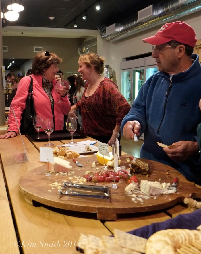 Savour Wine and Cheese  -8 ©Kim Smith 2013. copy