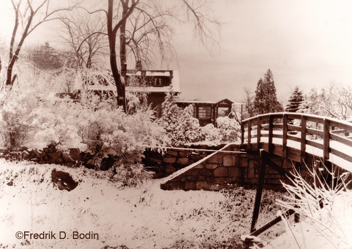 Do you know where Winniahadin is? It's in West Gloucester, near the Castle Manor Inn. The little bridge is still there. We may see some snow on Sunday similar to this. I researched Winniahadin several years ago on the internet, and it's referenced in historical documents.