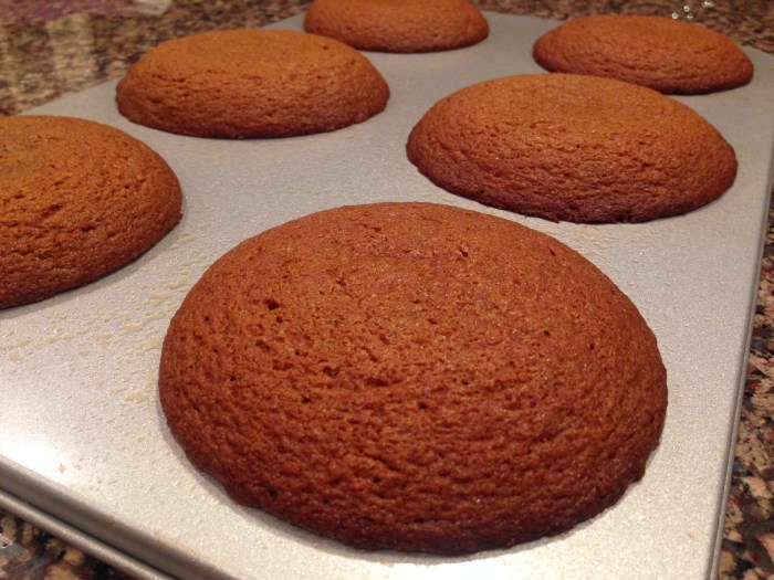 ginger bread muffin tops with mascapone frosting (19)