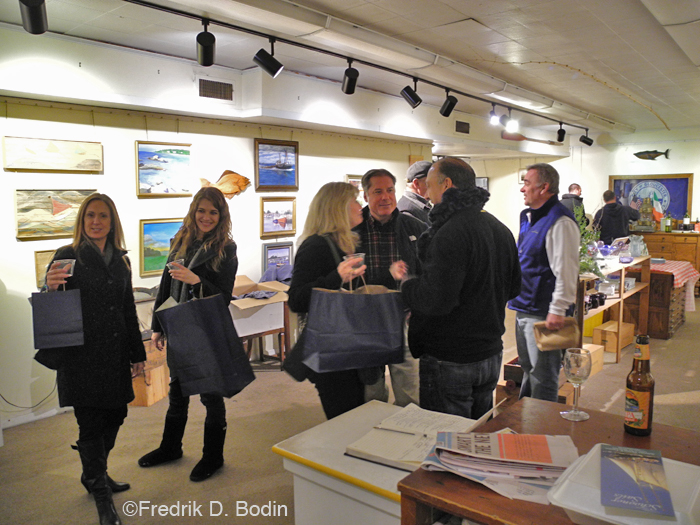 We had a very successful Men's Night in the gallery. Lots of customers, and a good amount of sales. I had a surprise visit from my sister, "Painter Barb." Joey C. came by twice. Always good to see him. Also from GMG was Lowell Peabody, Craig Kimberly, and Anna and James Eves of Cape Ann Glicee. Big shout-out to Donna Ardizonni, who helped me clean up and get ready for this event.