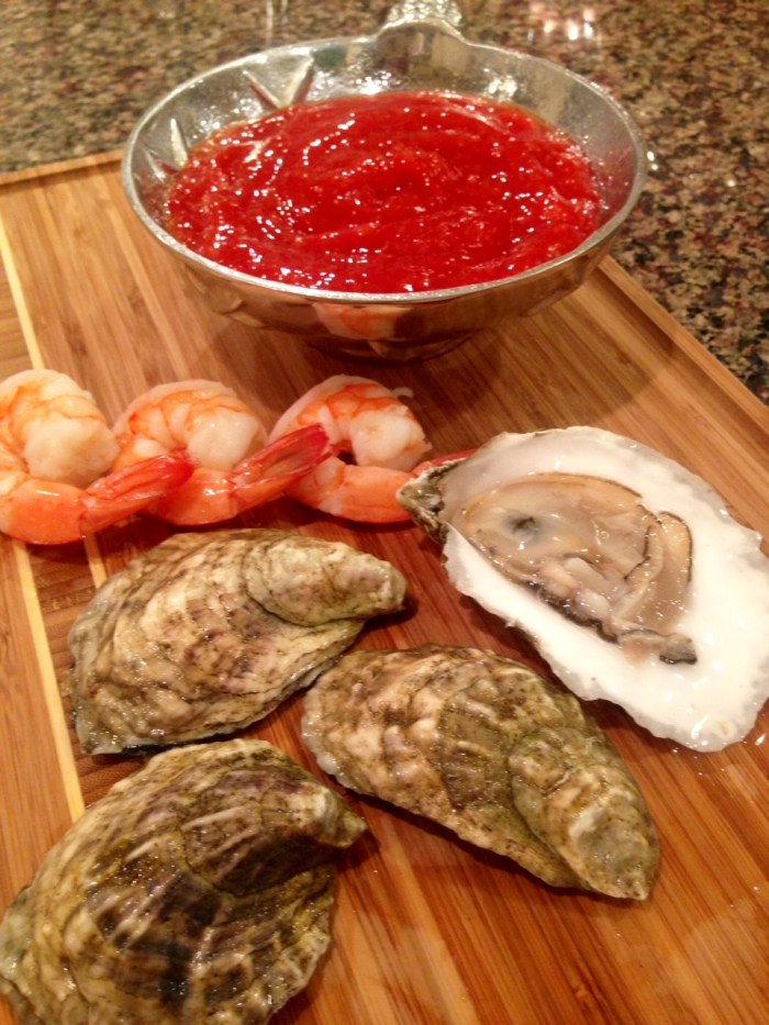 shrimp cocktail and cocktail sauce (4)