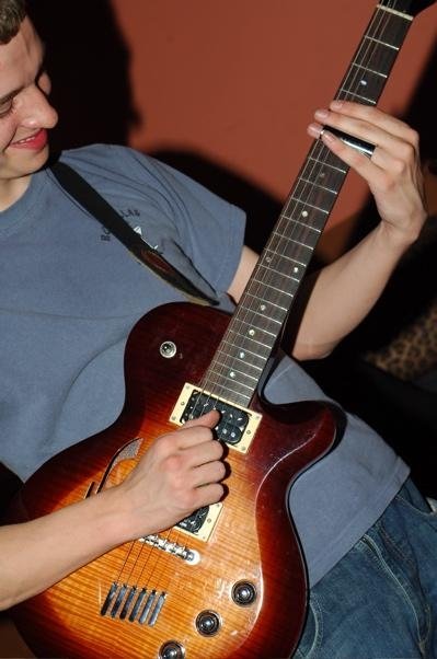 8334_143784693038_3939625_n