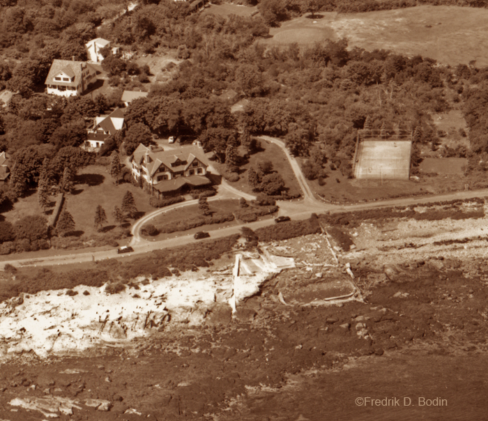 Why bring up Dr. John Dorrance? He owned this house on the Back Shore. It was called Twin Light Manor, and later the Ocean View Inn, unfortunately now in foreclosure. I like the Chicken Noodle Soup, it's just a little too salty for me. 