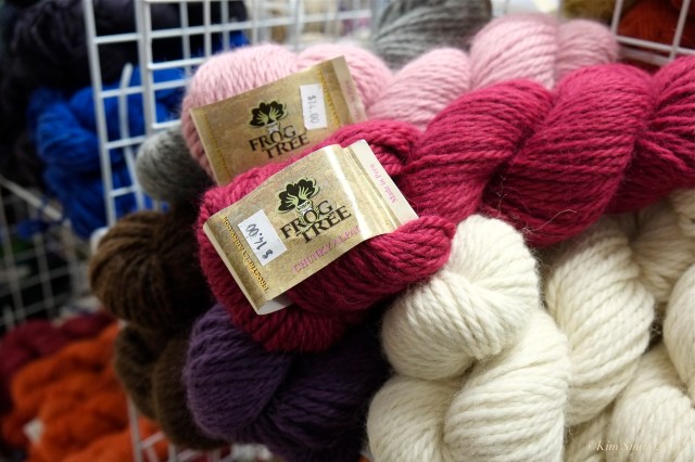 Frog Tree chunky Alpaca Coveted yarn ©Kim Smith 2014