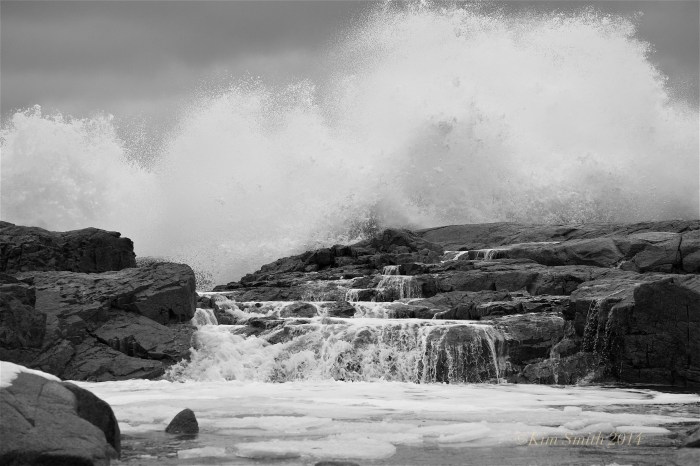 Brace Cove big wave -2 ©Kim Smith 2014