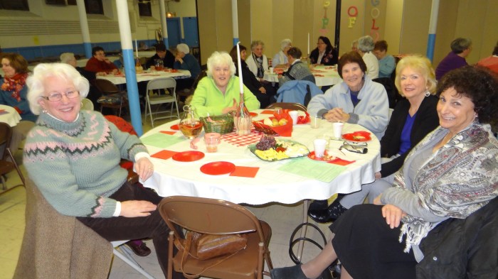 st ann holy family parish guild 2014 007