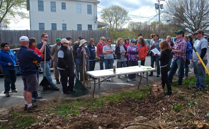 Pathways Liberty Mutual Volunteers ©Kim Smith 2014