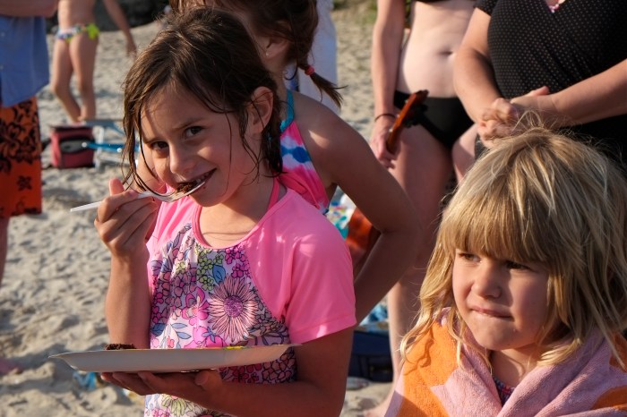 Esme and Meadow ©Kim Smith 2014