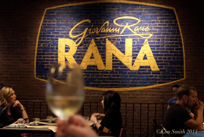 Giovanni rana ©Kim Smith 2014