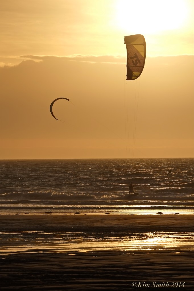 Kitesurfing Kiteboarding Good Harbor Beach Gloucester -6©Kim Smith 2014 jpg