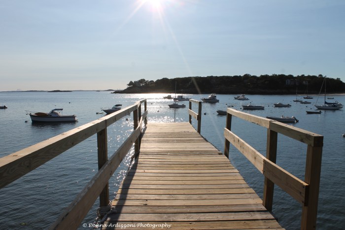 September 17, 2013 peaceful Magnolia Harbor mid September