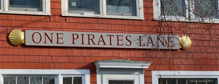 One Pirates Lane sign ©Kim Smith 2014JPG