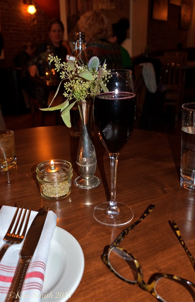 Pinoli Restaurant Gloucester lambrusco ©Kim Smith 2014 copy