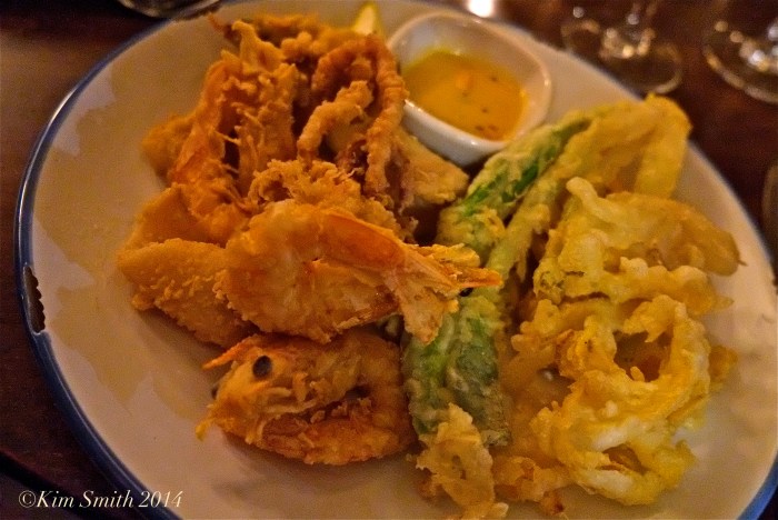 Pinoli Restaurant Gloucester MA fritto di barca ©Kim Smith 2014
