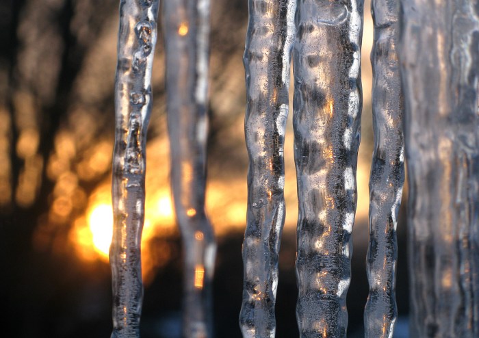 IciclesSunrise_0376