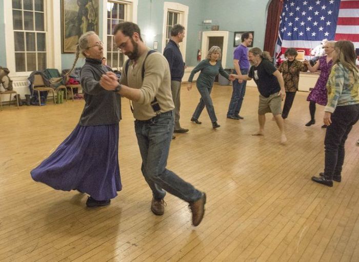 Cape Ann Contra Dance Third Friday Contra Dan