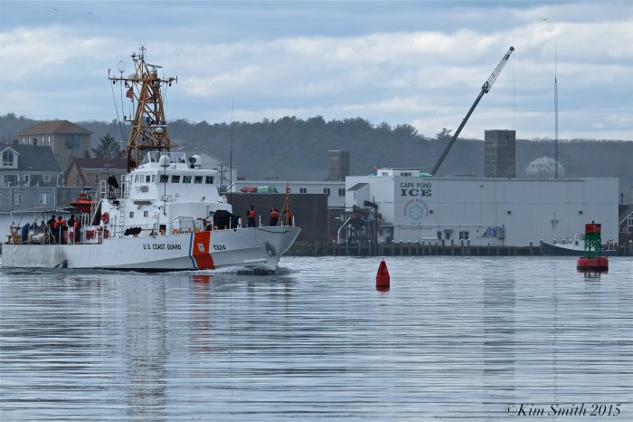 Key Largo Coast Guard Cutter Arrives Gloucester April 21, 2015 Cape Pond Ice ©Kim Smith 2015JPG