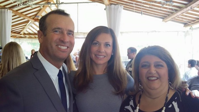 11351205_368061896726224_5098217757846722999_n