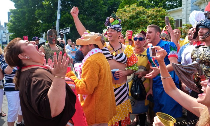 Mayor Sefatia Romeo Thekan and Greasy Pole Walkers Saint Peters Fiesta Gloucester ©Kim Smith 2014