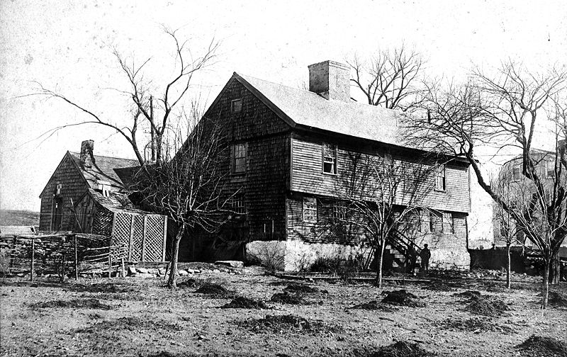 800px-White_Ellery_House_photos_007