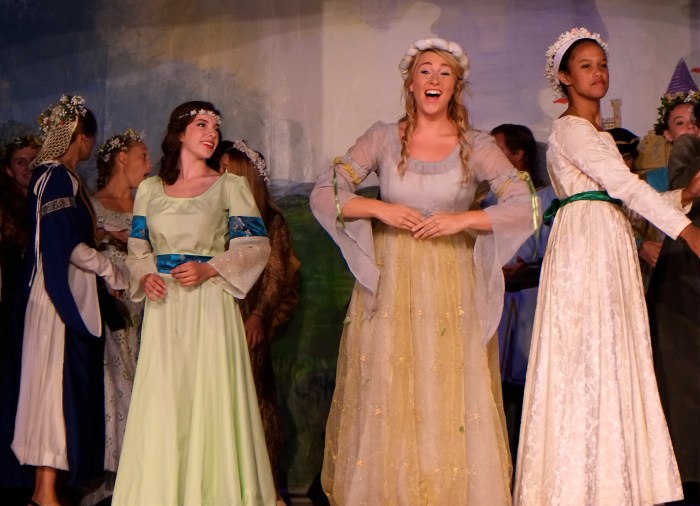 ANNISQUAM VILLAGE PLAYERS CAMELOT -4 ©KIm Smith 2015