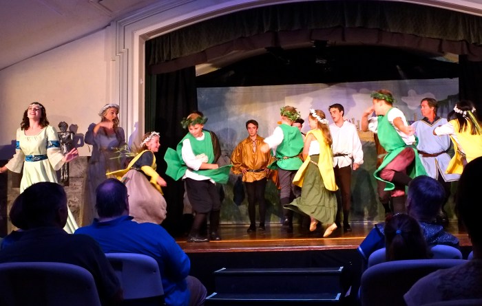 ANNISQUAM VILLAGE PLAYERS CAMELOT -8 ©KIm Smith 2015