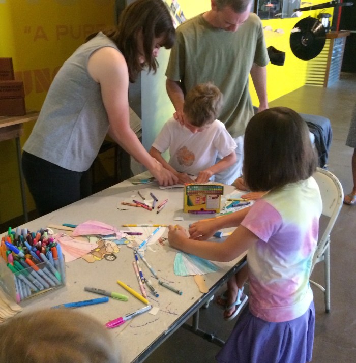Making_Puppets_at_PlaytimeStories