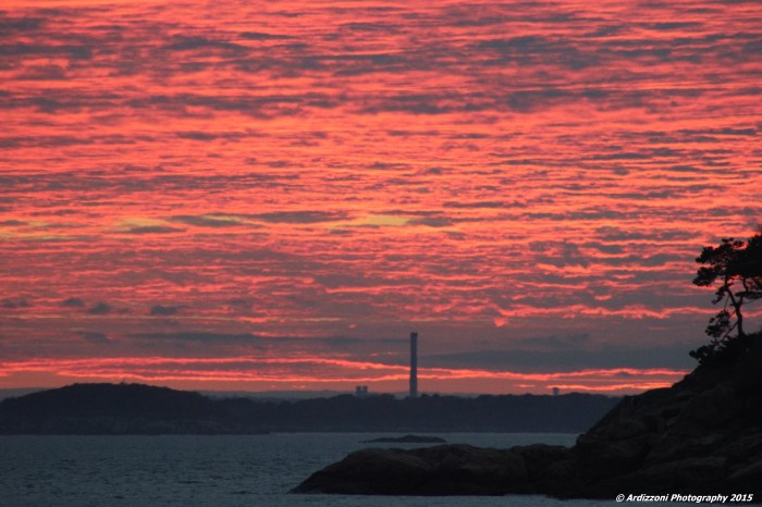 November 5, 2015 Red sky with Salem stack