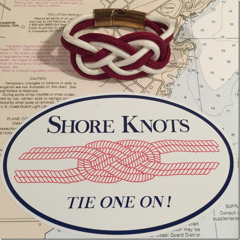 Gloucester_maroon&white_closed