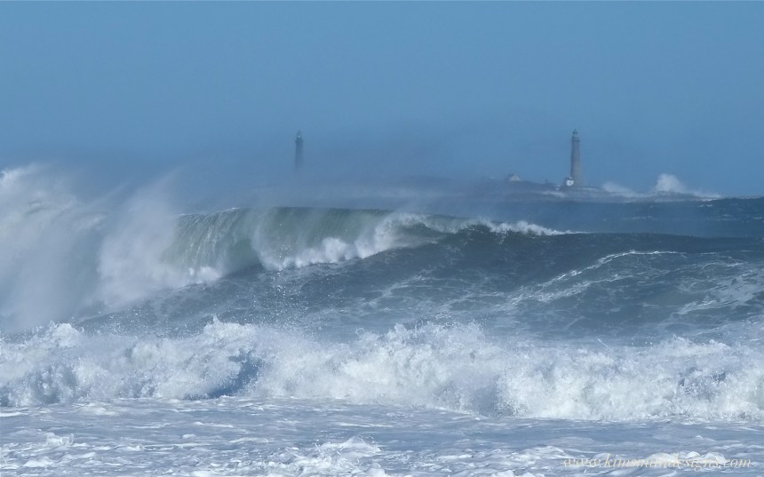 Thacher island Twin Lights Atlantic Ocean Waves Jonas ©www.kimsmithdesigns.com